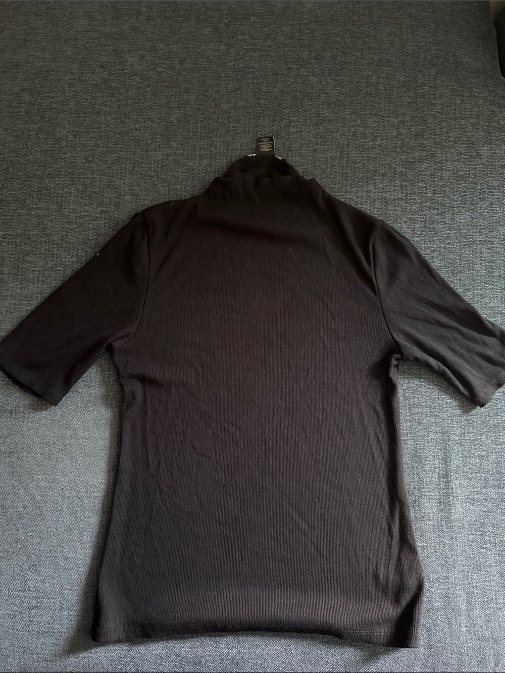 Tahari Black Short-Sleeve